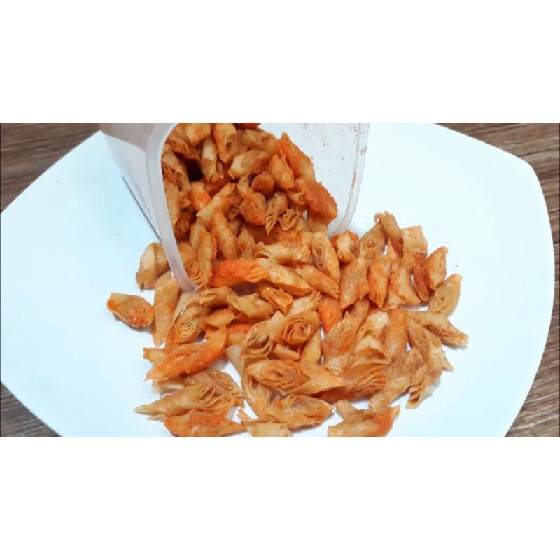 

LUMPIA KERING PEDAS DAUN JERUK