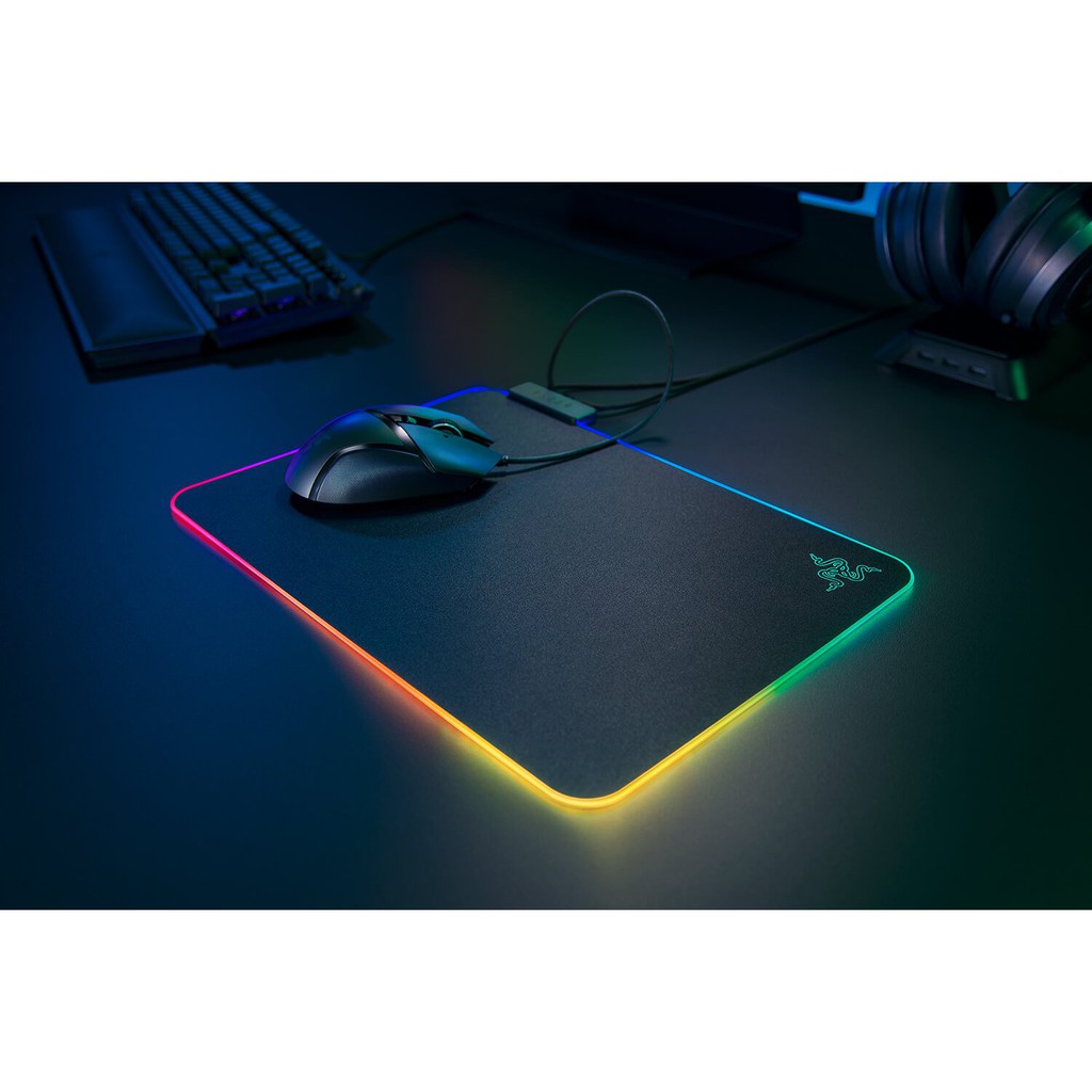 Mousepad Gaming RAZER Firefly V2 Hard Surface RGB Mouse Mat - RAZER Firefly V2