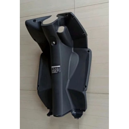 dek dalam Vario lama 110cc cover assy inner KVB