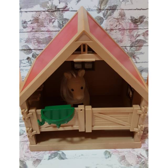 Sylvanian pony horse and stable