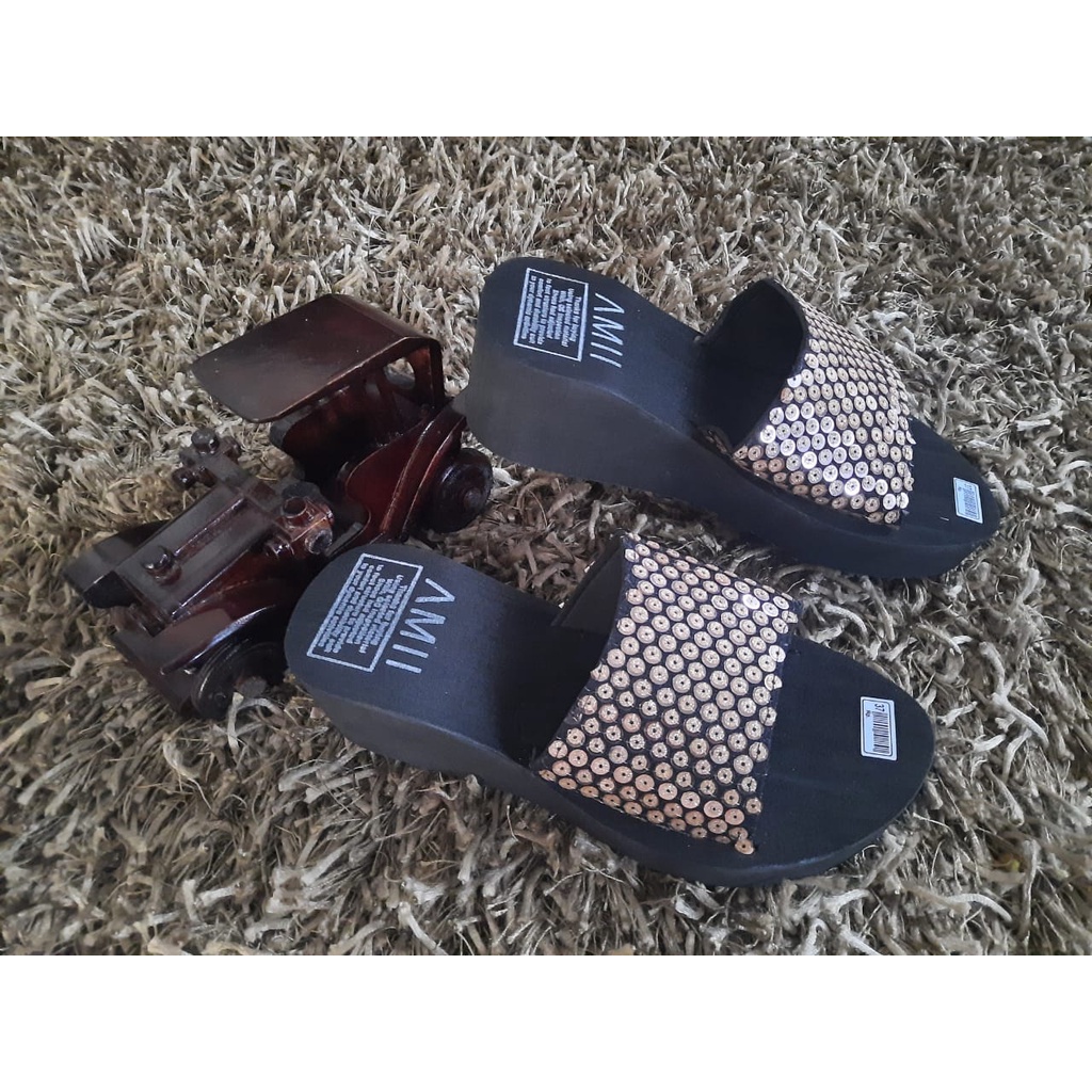 SANDAL WANITA WEDGES KOKOP AMII