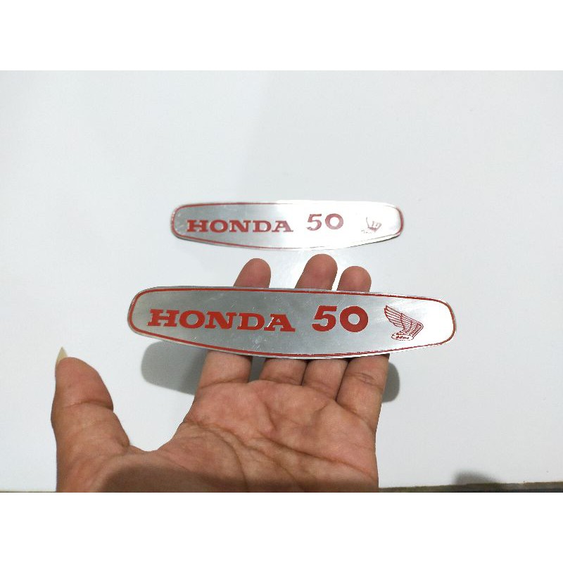 Emblem Tangki Honda C50 PISPOT