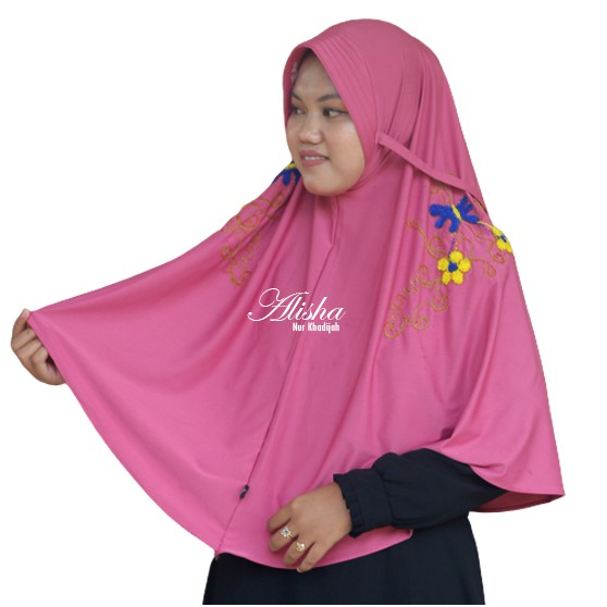 Hijab Motif Tali Sulam Motif Bunga Alisha Nur Khadijah