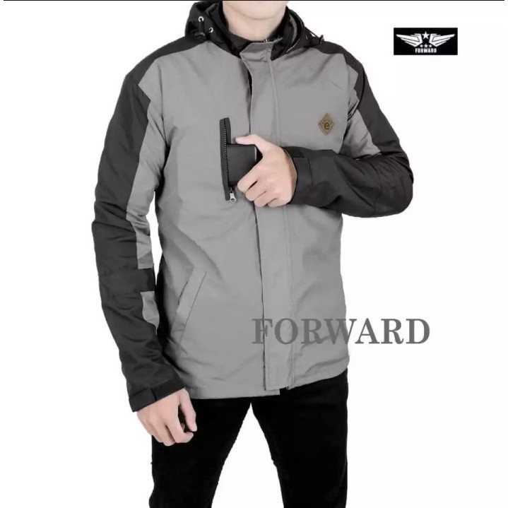 Jaket pria outdoor winbreaker gunung forwad