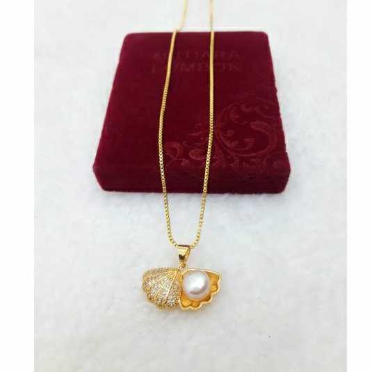 KALUNG LIONTIN MUTIARA BENTUK KERANG TERBUKA