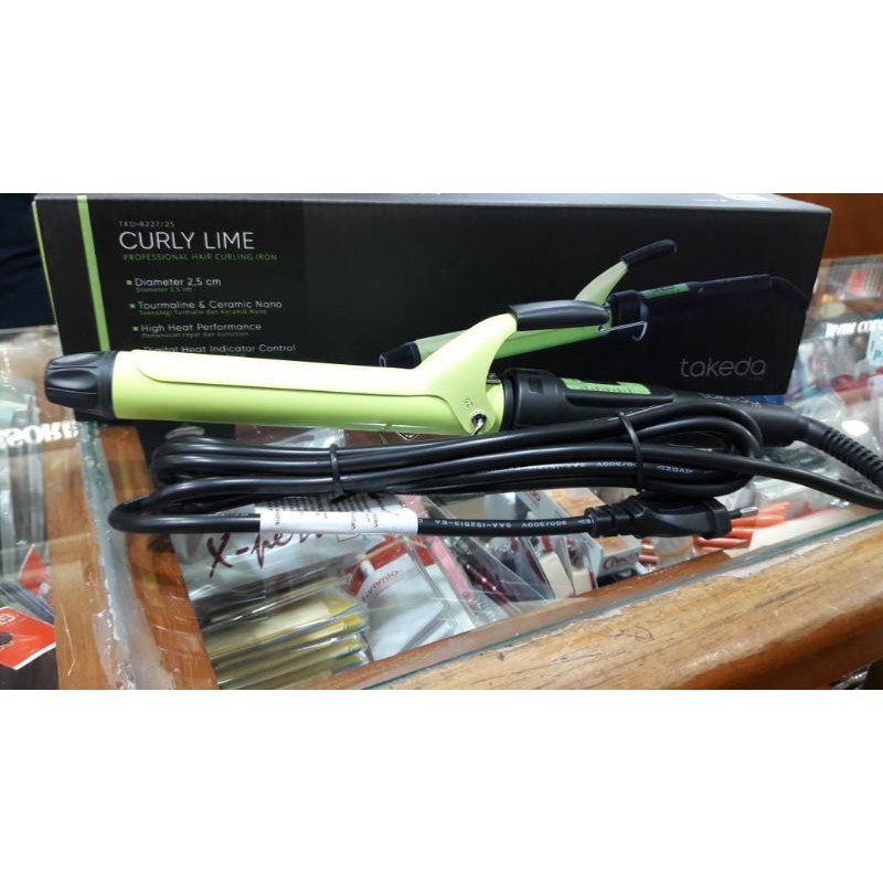 Catok Curly Takeda 8227