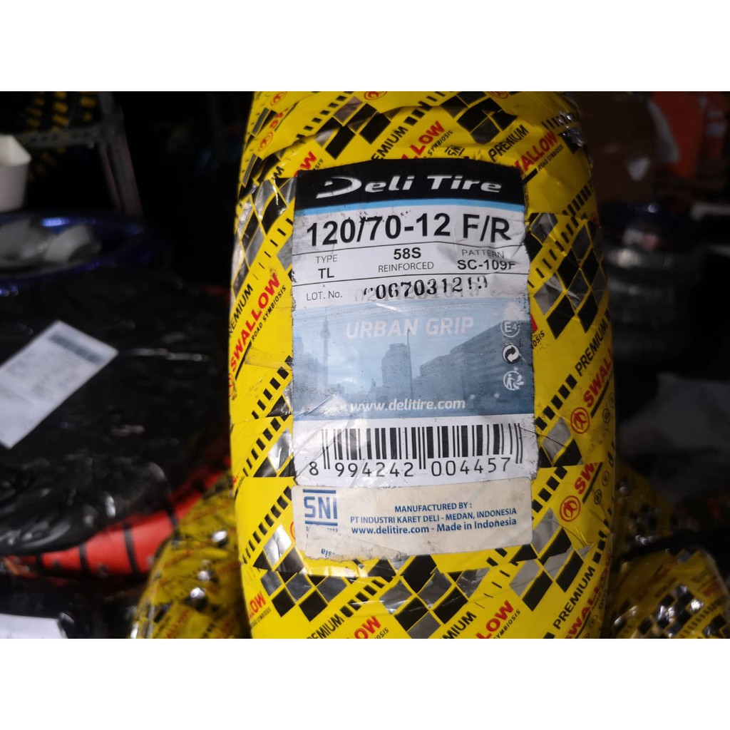 Ban swallow urban grip uk 120 / 70 -12 TUBLESS untuk vespa matic sprint DEPAN atau Belakang