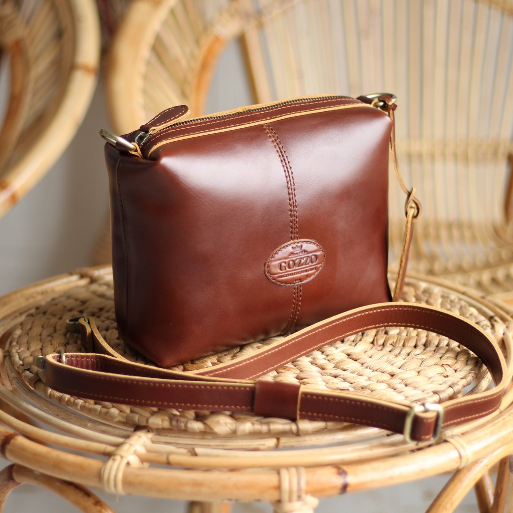 TAS SELEMPANG WANITA KULIT ASLI MINI QUEEN HAVANA / FREE GRAVIR NAMA DI GANTUNGAN TAS