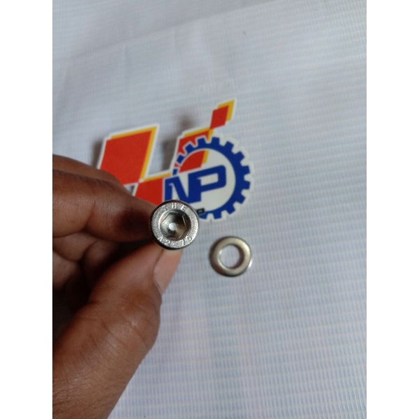 Baut stainless segitiga atas penahan stang satria Fu satria Fu injeksi