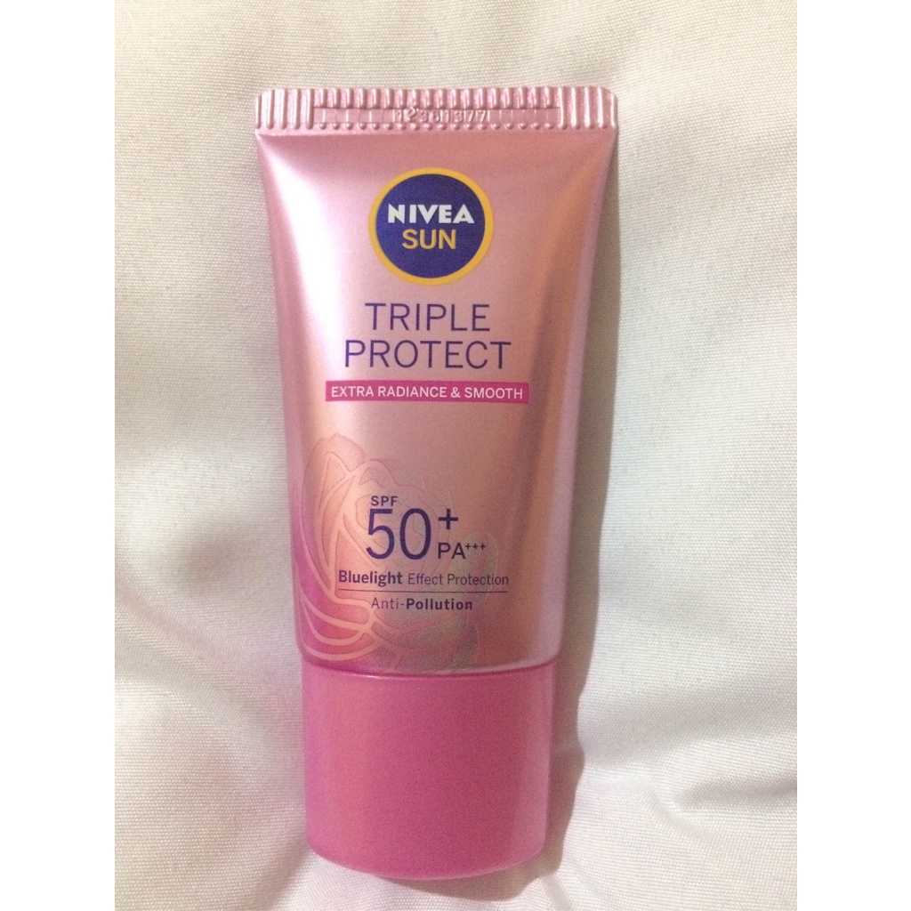 Sunscreen NIVEA SUN Face Serum Triple Protect Hokkaido Rose SPF50+ PA+++ 40 ml - Pink Suncreen Wajahh Sunscren Suncren tabir Surya Sunblock Sunblok Wajah Sun creen Sun blok Sunscree Suncre