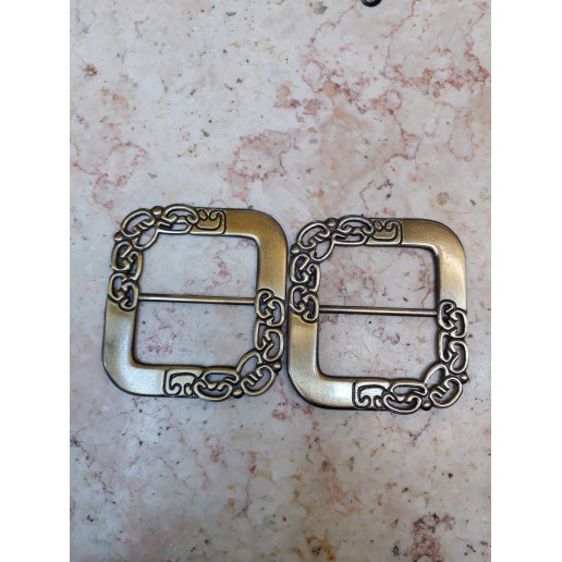 Promo   ring besi rok serut /rok lilit/kebaya  | Pakaian wanita | kebaya