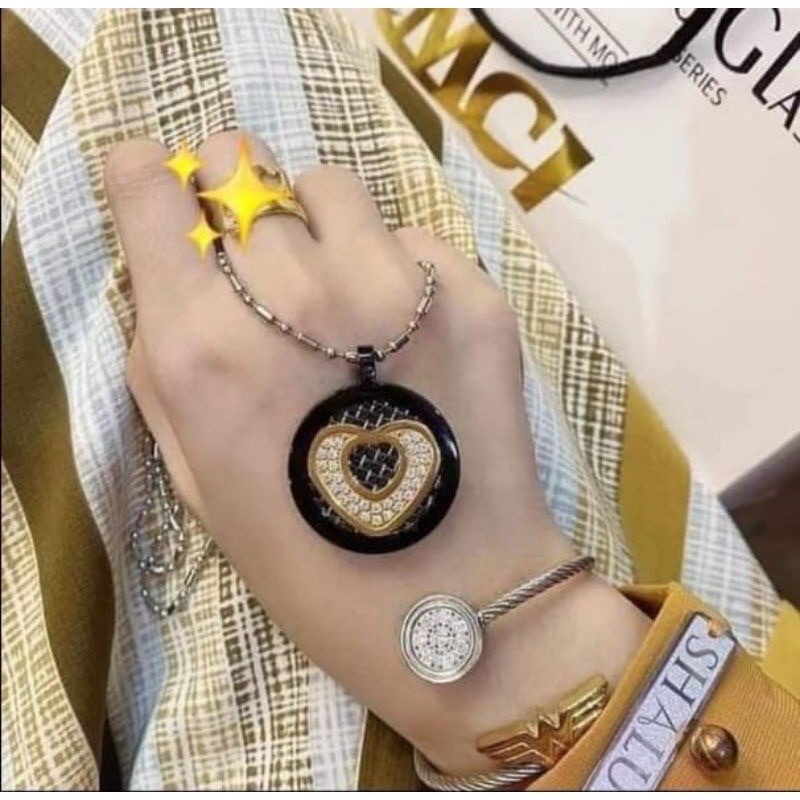 KALUNG PANDANT KESEHATAN MCI/BIOCARBON HEART GOLD MCI