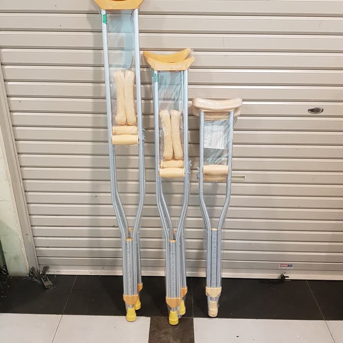 PROMO !!! TONGKAT KETIAK / TONGKAT BANTU JALAN ( SEPASANG )