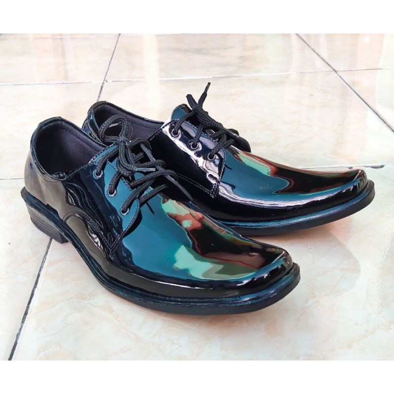 Sepatu Fantofel Kantor Pria Talian Mengkilap Casual Murah pantofel pantopel