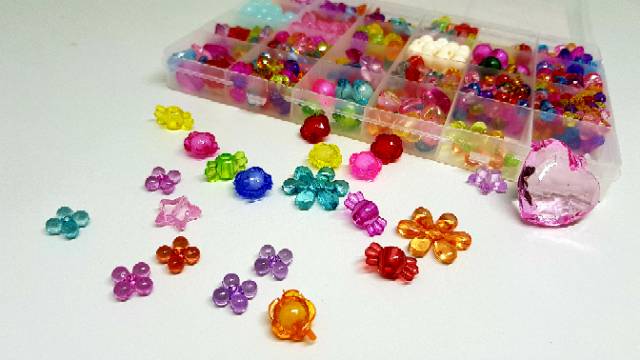 Mainan edukatif anak meronce merangkai manik beads seri snowball / crystal