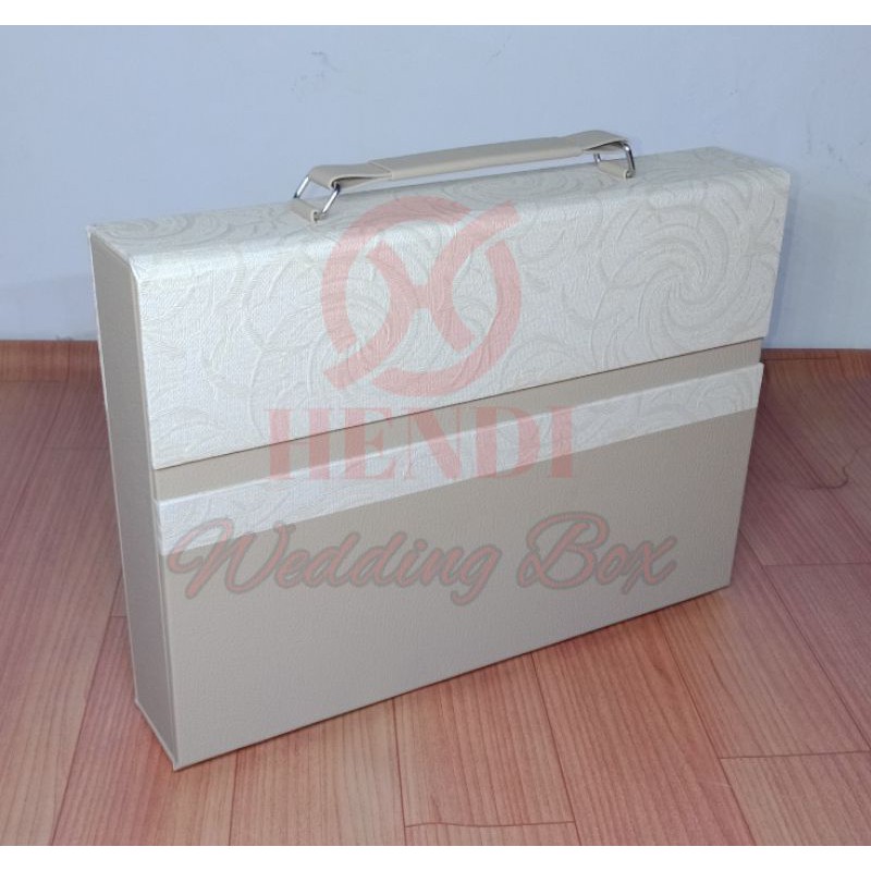 

box koper album kolase 20x30-coklat