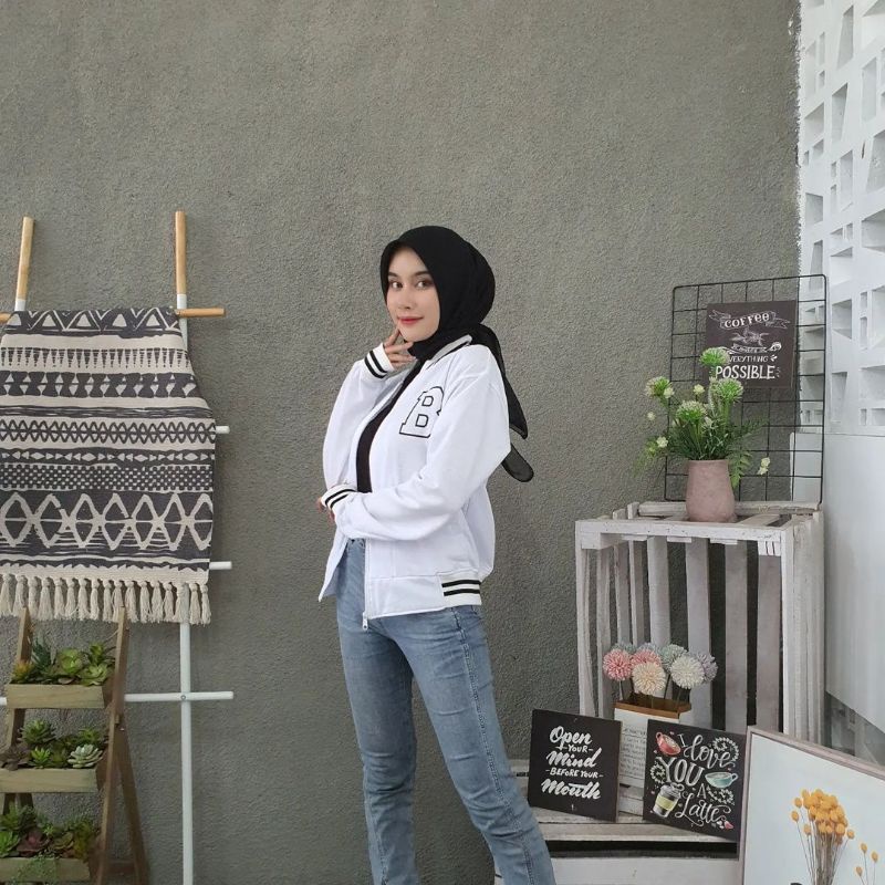 sweater jaket B ZIPER BASRBAL