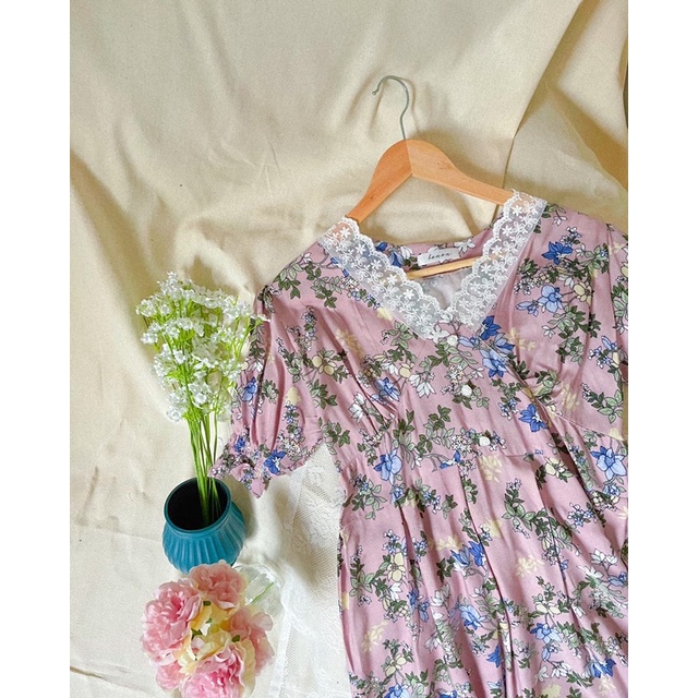 KANON - Sua Floral Dress - Dress rayon midi vintage motif kembang