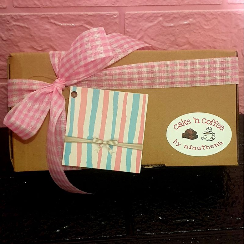 

Hampers / Parcel 10x20cm Brownies 2 topping