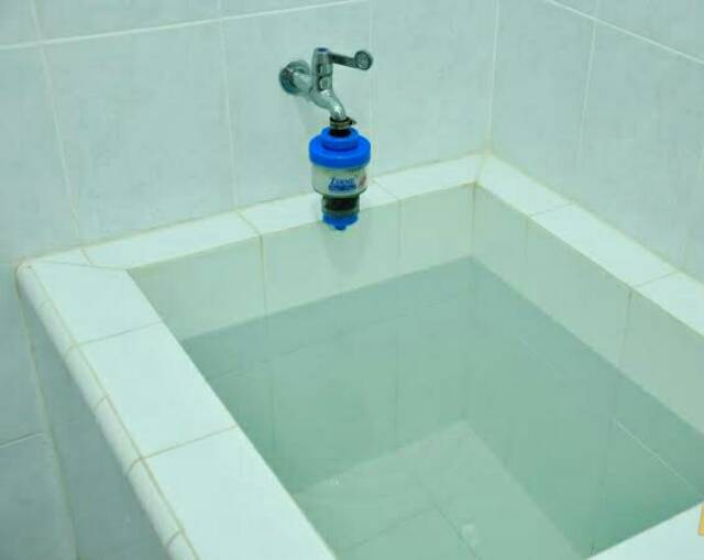 Zernii zerni filter saringan air kamar mandi