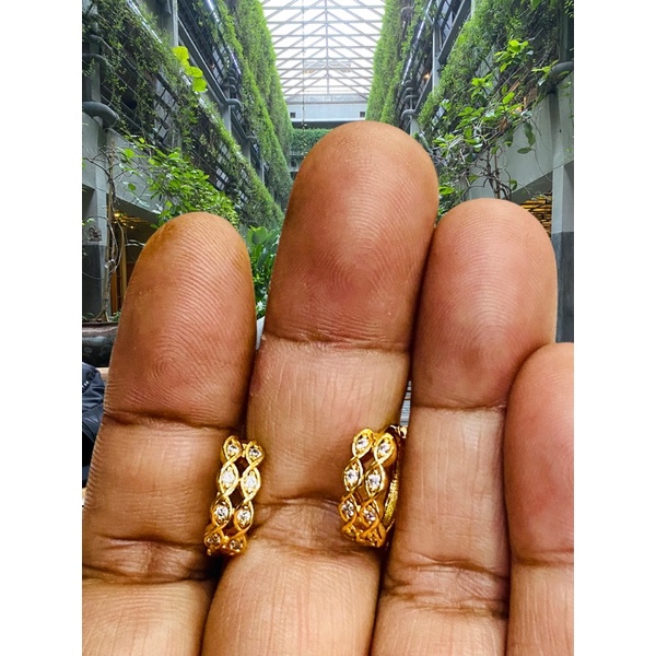 Anting wanita//anting permata //anting lapis emas//perhiasan//anting//perhiasan