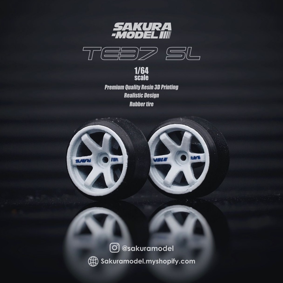 1/64 Custom Wheels Sakura model TE37SL - White