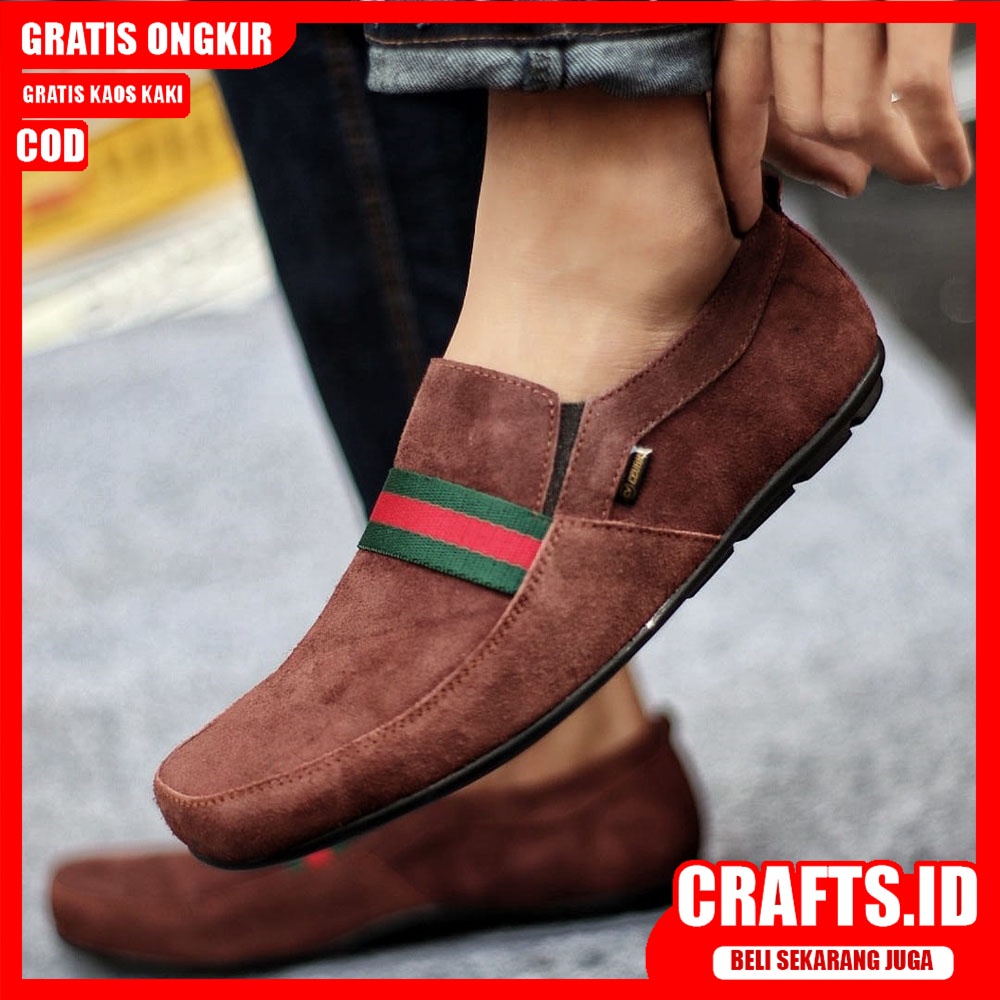 CRAFTS X YOMI Sepatu Slip on Pria Sepatu Pria Casual Kulit Asli Suede Sepatu Kerja Kantor Kondangan Cowo/Cowok Sepatu Kasual Santai Gaya Keren Kekinian Terbaru Murah Terlaris