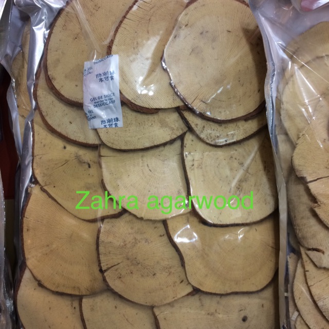 

Tongkat ali hitam sliced