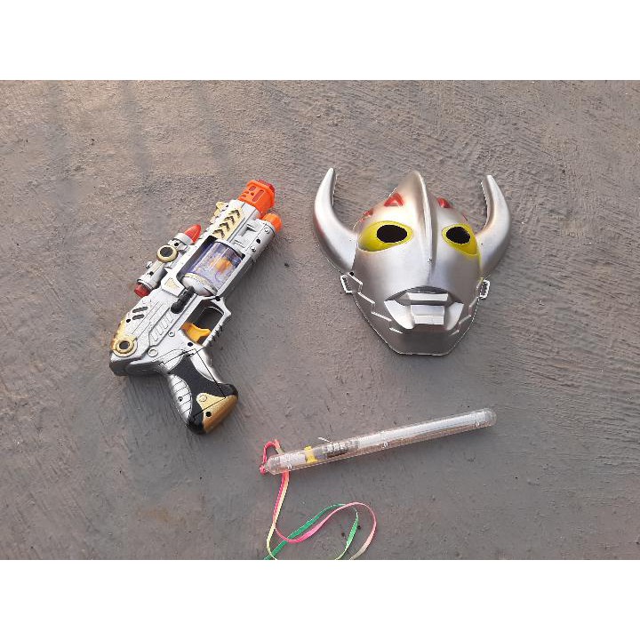 MAINAN SET TOPENG UNTRAMEN PISTOL LED NYALA SUARA GETAR ULTRAMAN