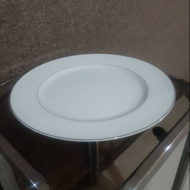 PIRING MAKAN KERAMIK BESAR 04