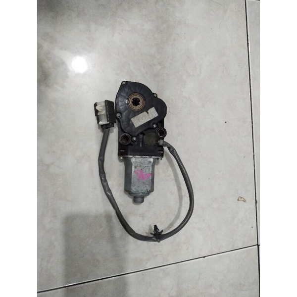 Motor jok Nissan Xtrail