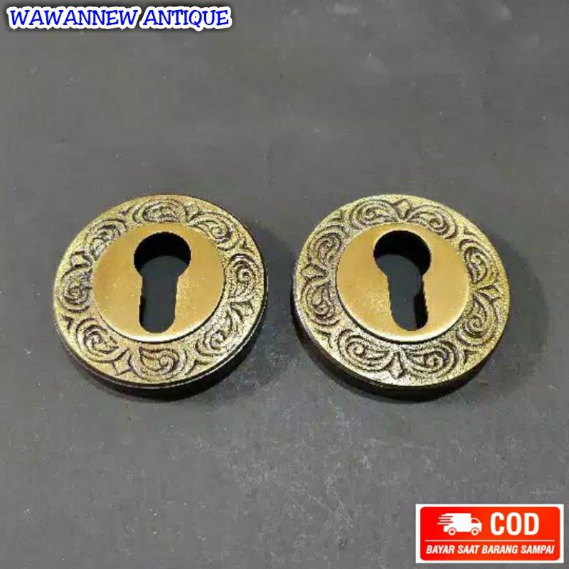 Lubang Kunci Lemari Pintu Rumah Kuningan Antik Motif Ukir 11cm