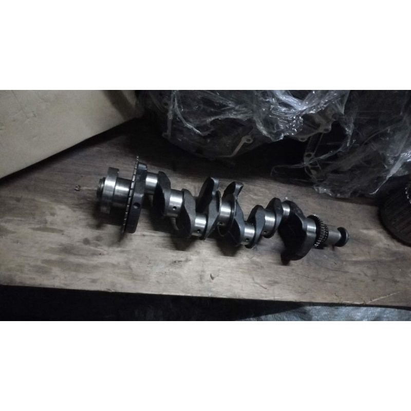 crankshaft nissan serena c24 xtrail t30