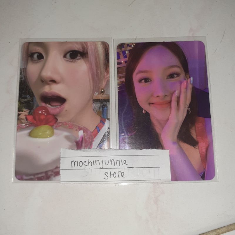 [BOOKED] chaeyoung gelas twice nayeon tol in love photocard