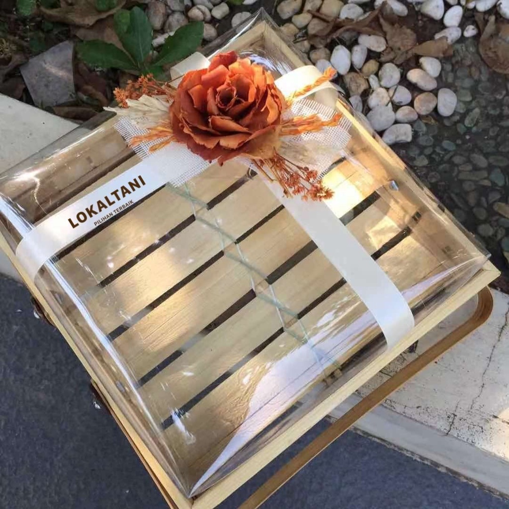 Keranjang Bambu Kotak/Keranjang Hantaran/Keranjang Kue mika 30CM