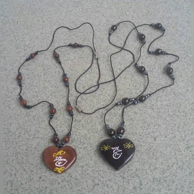 Kalung kaokah love rajah