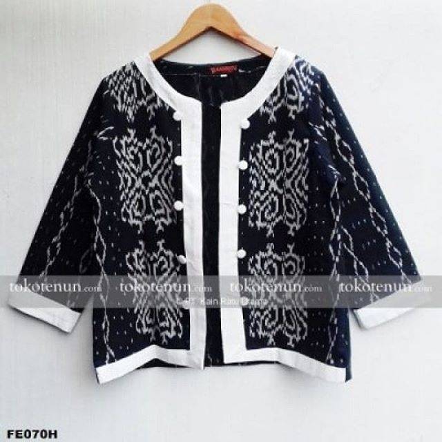 Blazer Tenun Maluku