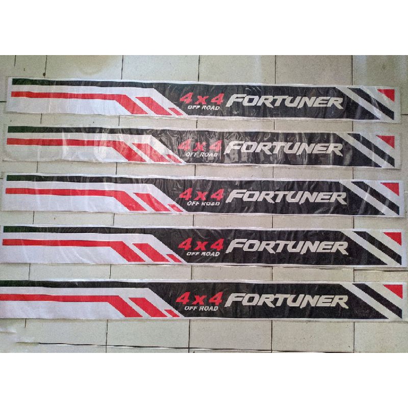 stiker lis Fortuner - striping mobil isi sepasang kanan kiri