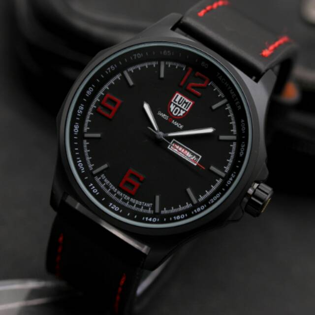 Jam tangan Pria Luminox
