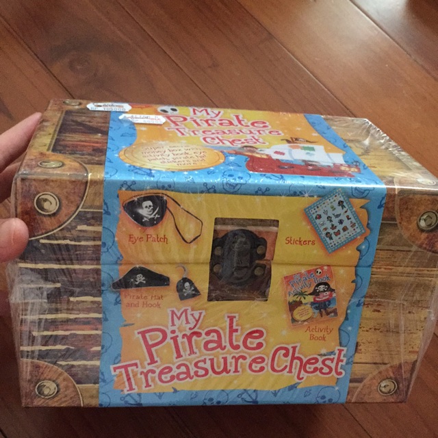 My pirate treasure chest igloo books