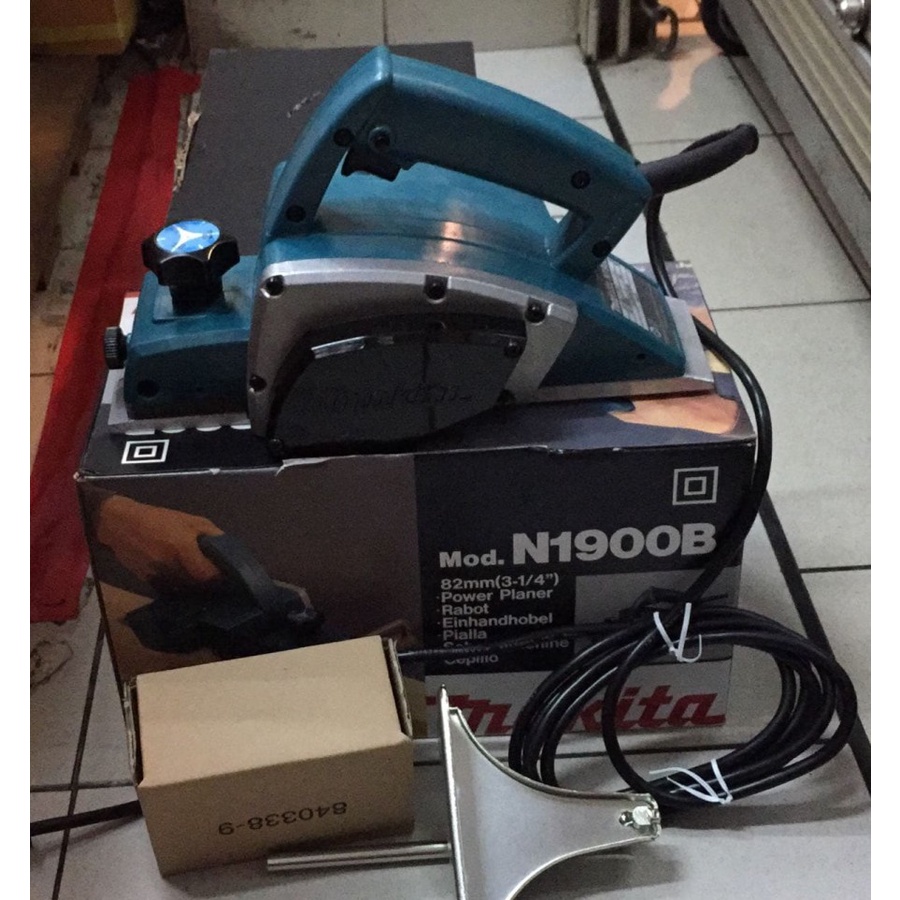 Mesin Serut Makita N 1900 B