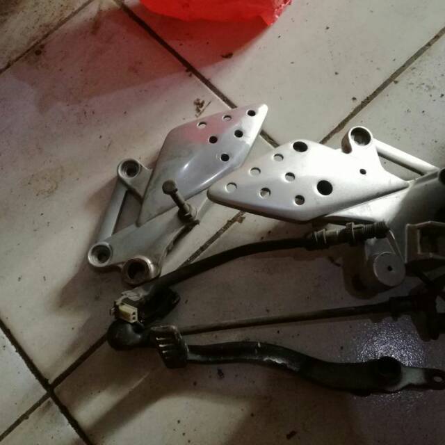 Step depan CBR 150 OLD