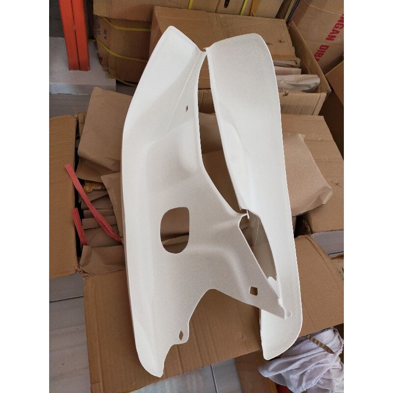 SAYAP-DEK-TEBENG DEPAN HONDA GRAND