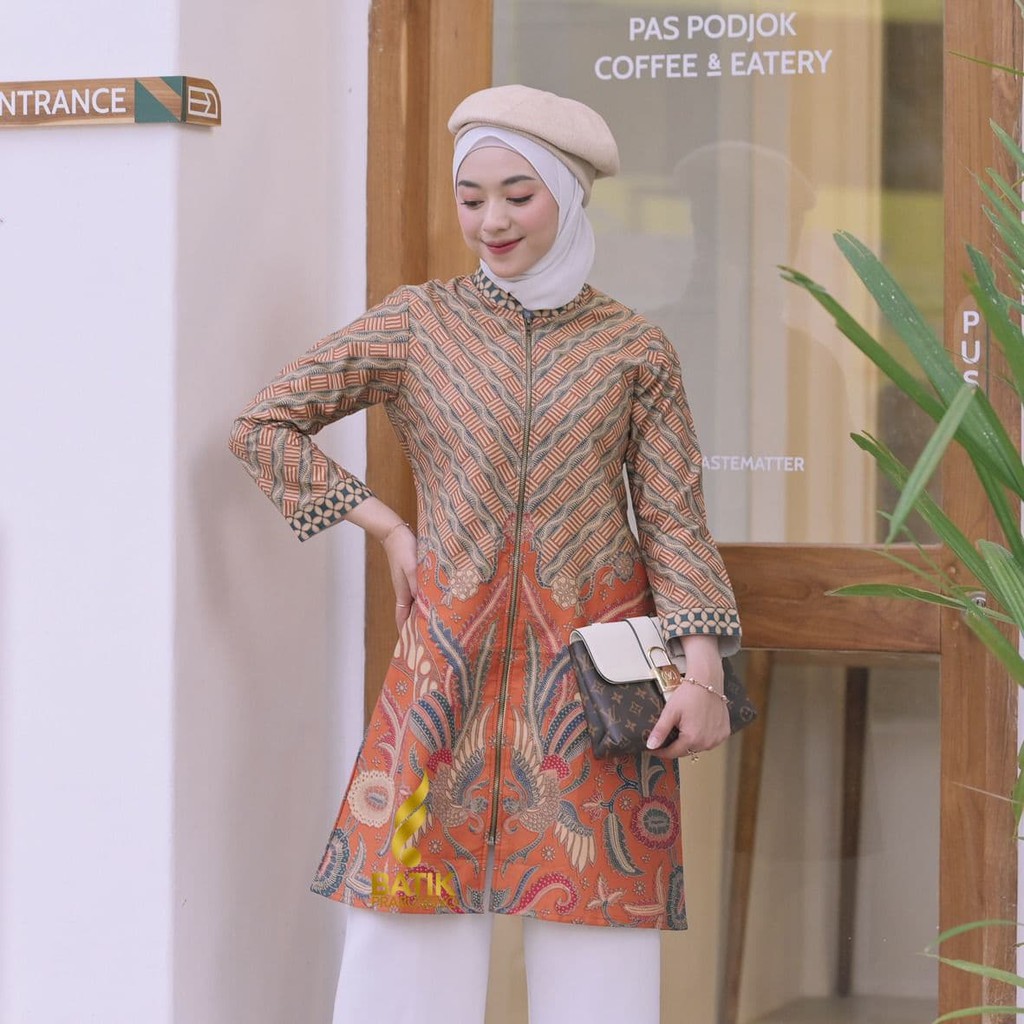 PRABUSENO // Batik Prabuseno - Anggraeni Tunik Batik Wanita Lengan Panjang