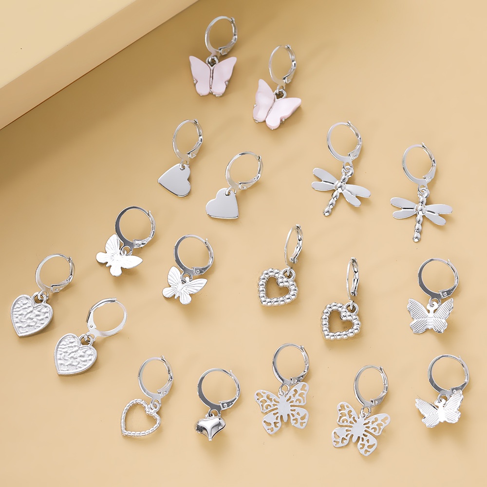 18pcs / Set Anting Tusuk Bentuk Kupu-Kupu / Hati Warna Emas Untuk Wanita