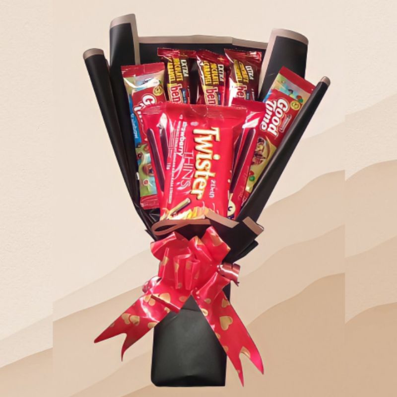 Bucket Snack Tema Hitam & Merah | gift | Birthday | Graduation | dll