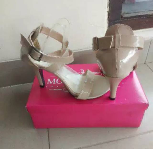 MORNINGBELL - HIGH HEELS STRAPY SILANG GESPER