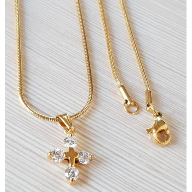 Kalung salib cantik / kalung dalib titanium gold fashion model elegant kualitas import antikarat