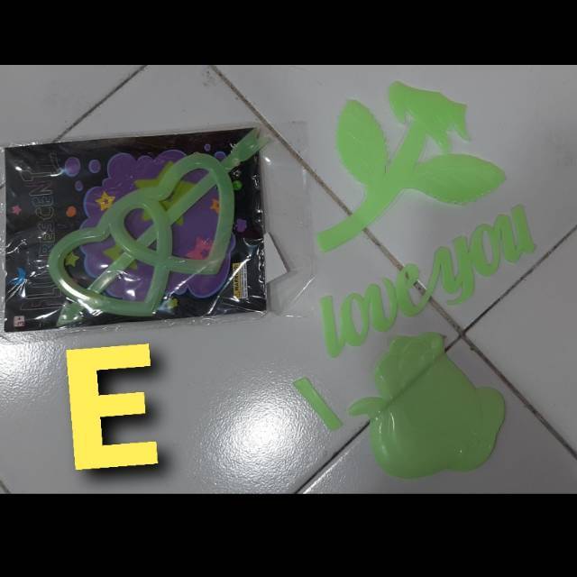 Stiker Fosfor / Dekorasi Kamar / Glow in the dark / Stiker Kamar / Dekor Kamar Tidur Love Cupid dll
