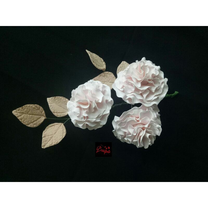 

(412/PRCRB) Gumpaste Flower Sugar Flower/Bunga Gumpaste Carnation